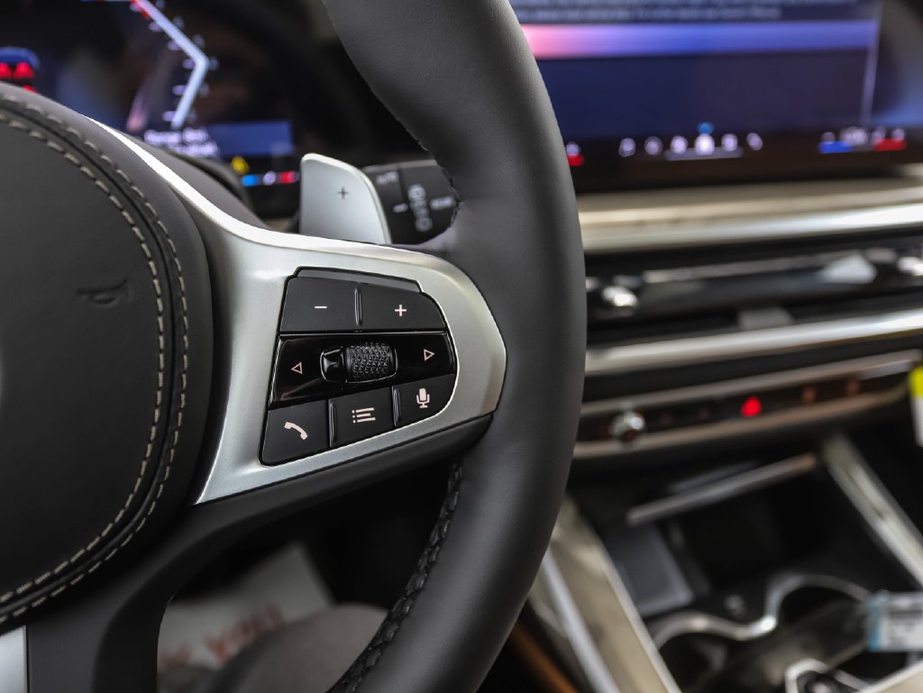 New 2027 Carbon Black Metallic BMW xDrive40i image 13