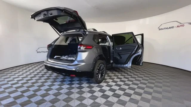 2026 Nissan Rogue Platinum - Photo 8