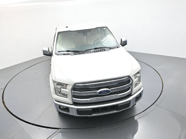 Used 2017 White Platinum Clearcoat Metallic Ford Lariat image 42