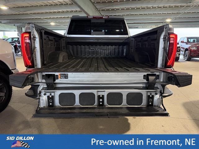 Used 2025 Sterling Metallic GMC Denali image 13
