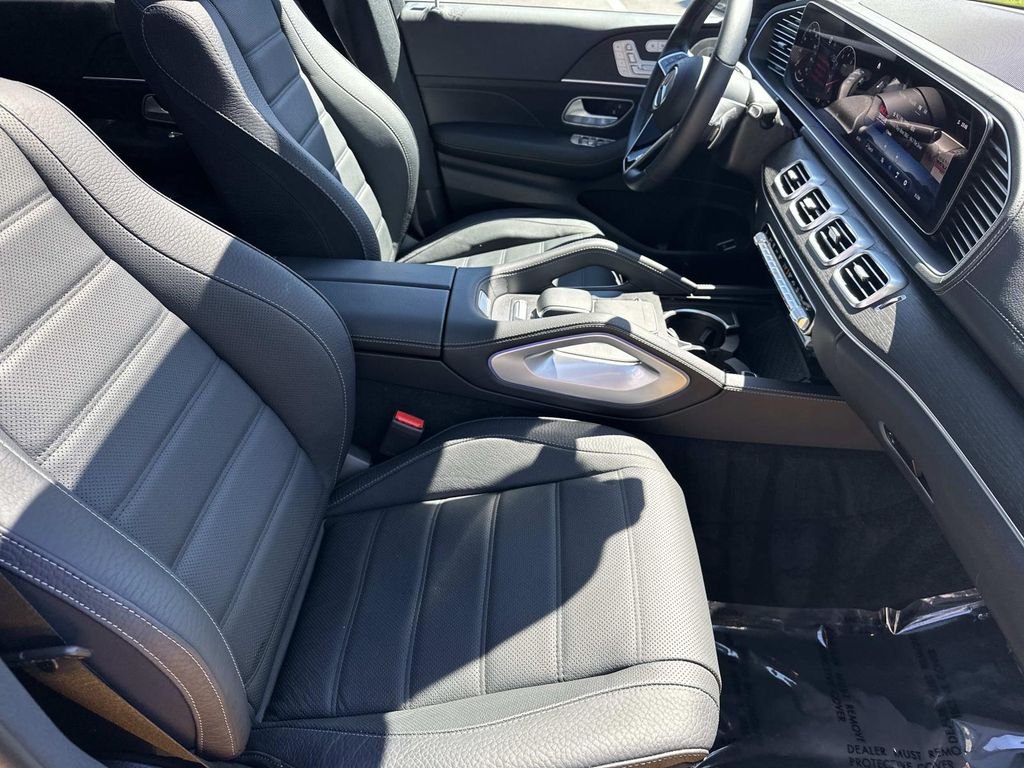 Certified Used 2026 Black Mercedes-Benz GLS 450 image 11