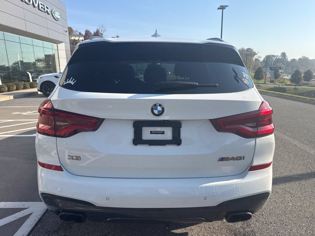 Used 2021 Alpine White BMW M40i image 7