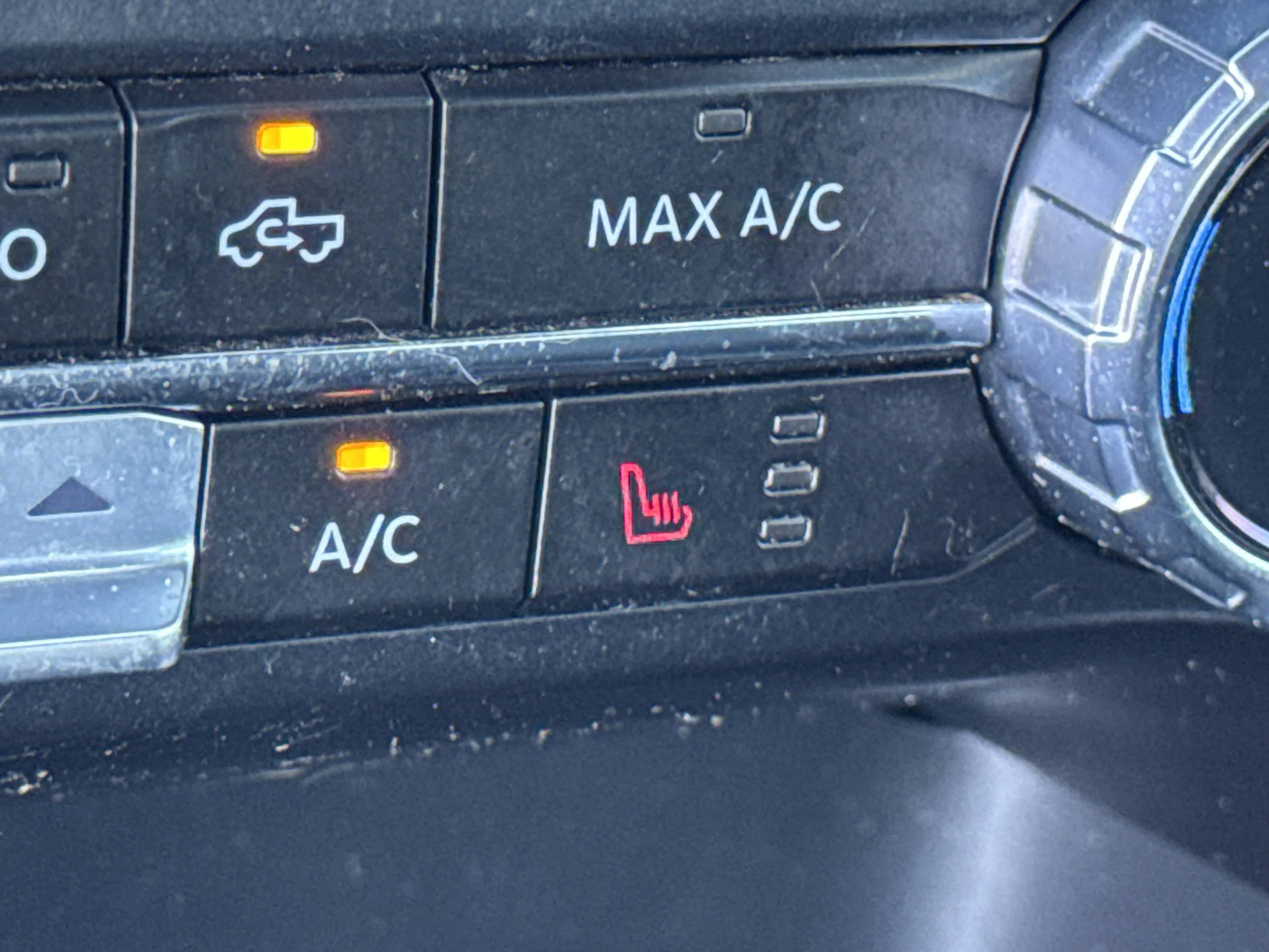 Used 2023 Avalanche Gray Ford XLT image 35