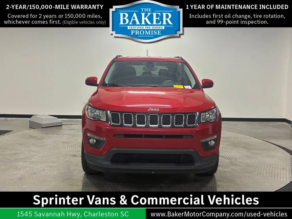 Used 2019 Red Line Jeep Latitude image 10