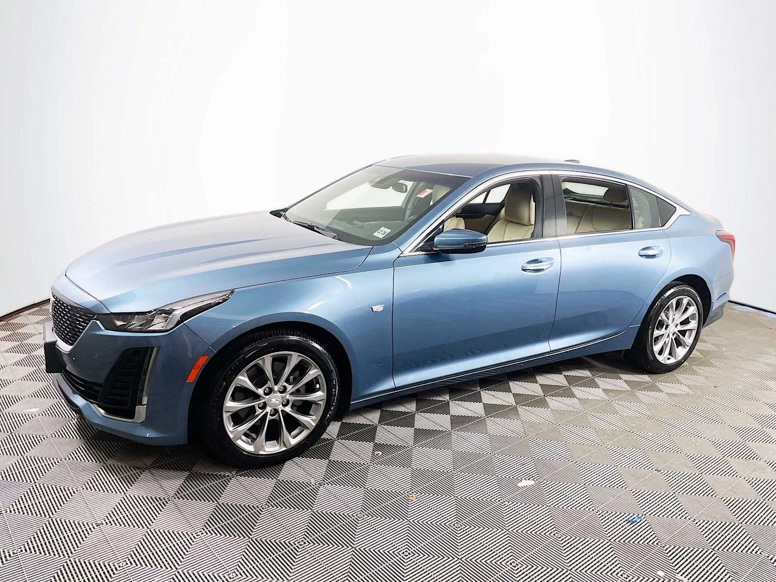 2024 Cadillac CT5