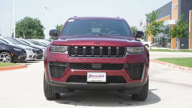 New 2026 Velvet Red Pearl-Coat Exterior Paint Jeep Altitude image 2