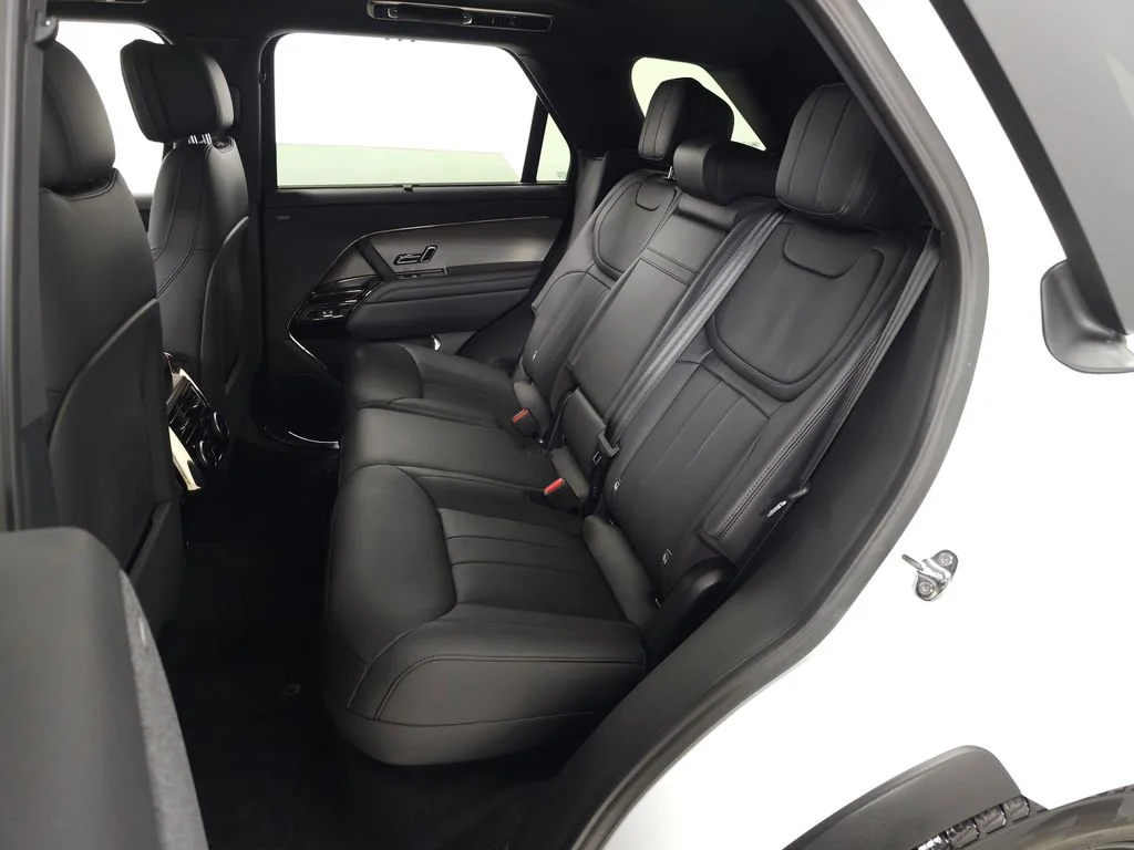 Certified Used 2025 White Land Rover Dynamic SE image 41