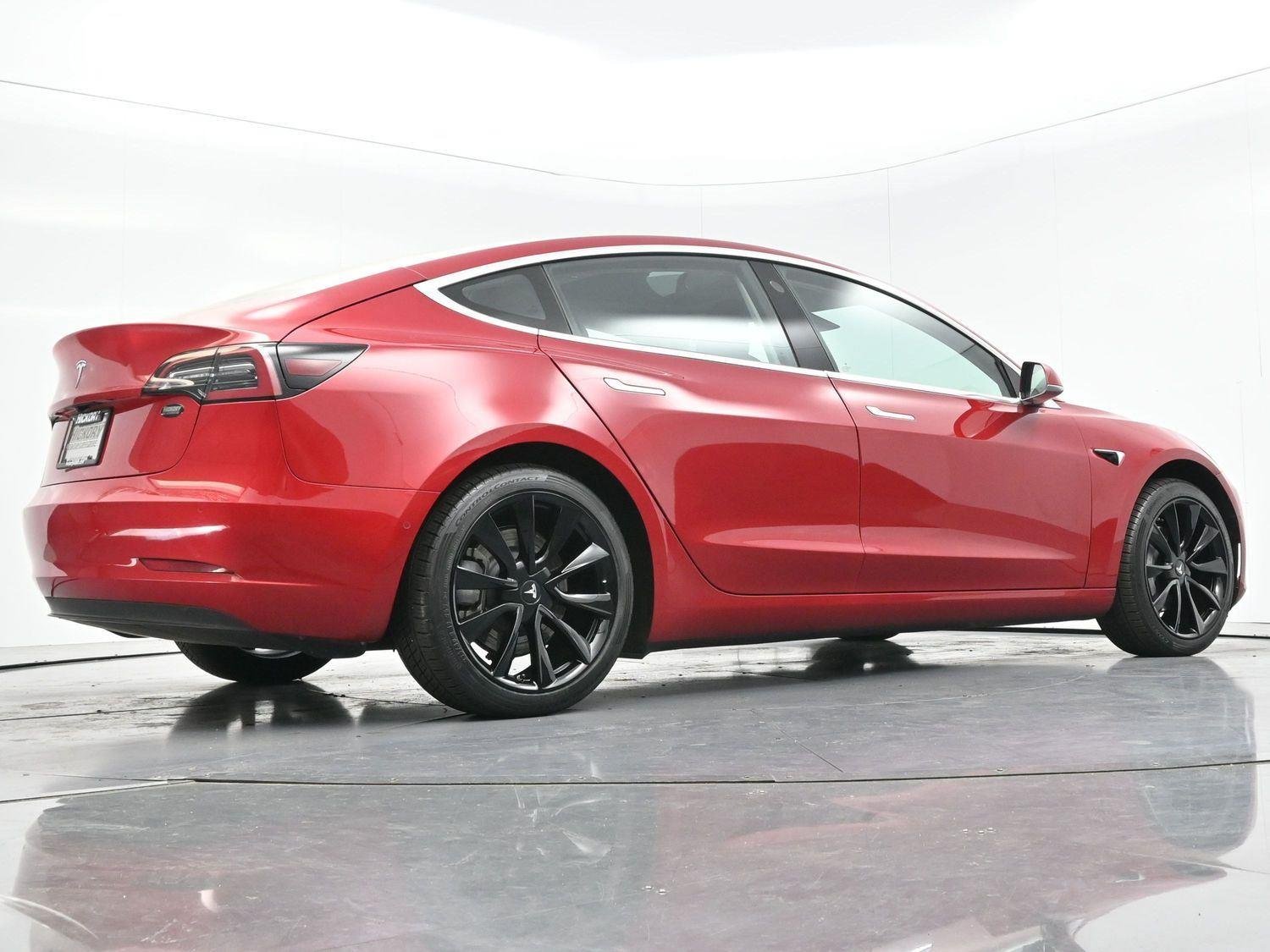 Used 2018 Red Multi-Coat Tesla Long Range Battery image 44