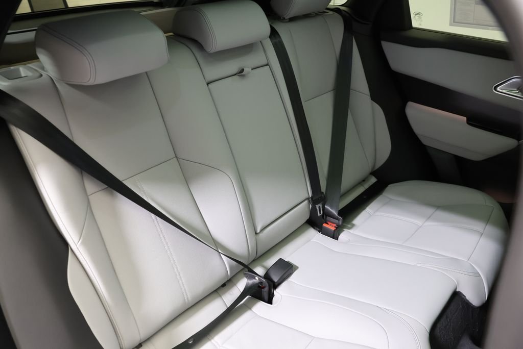 New 2026 Zadar Grey Land Rover P250 Base image 45