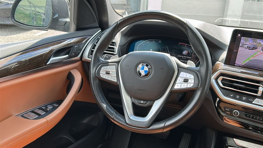 Used 2023 Gray BMW xDrive30i image 24