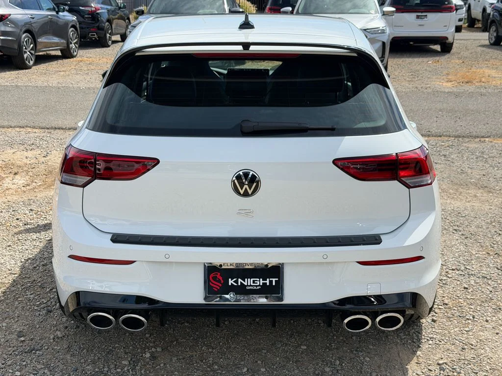 2026 Volkswagen Golf R R - Photo 10