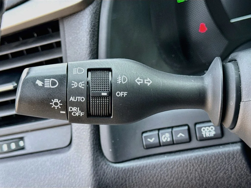 Used 2021 Silver Lexus 350 F Sport Handling image 14