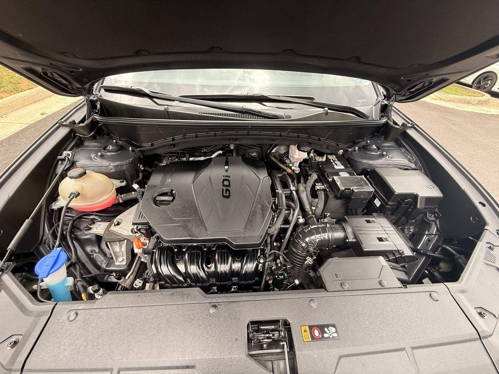 Used 2022 Portofino Gray Hyundai Limited image 11
