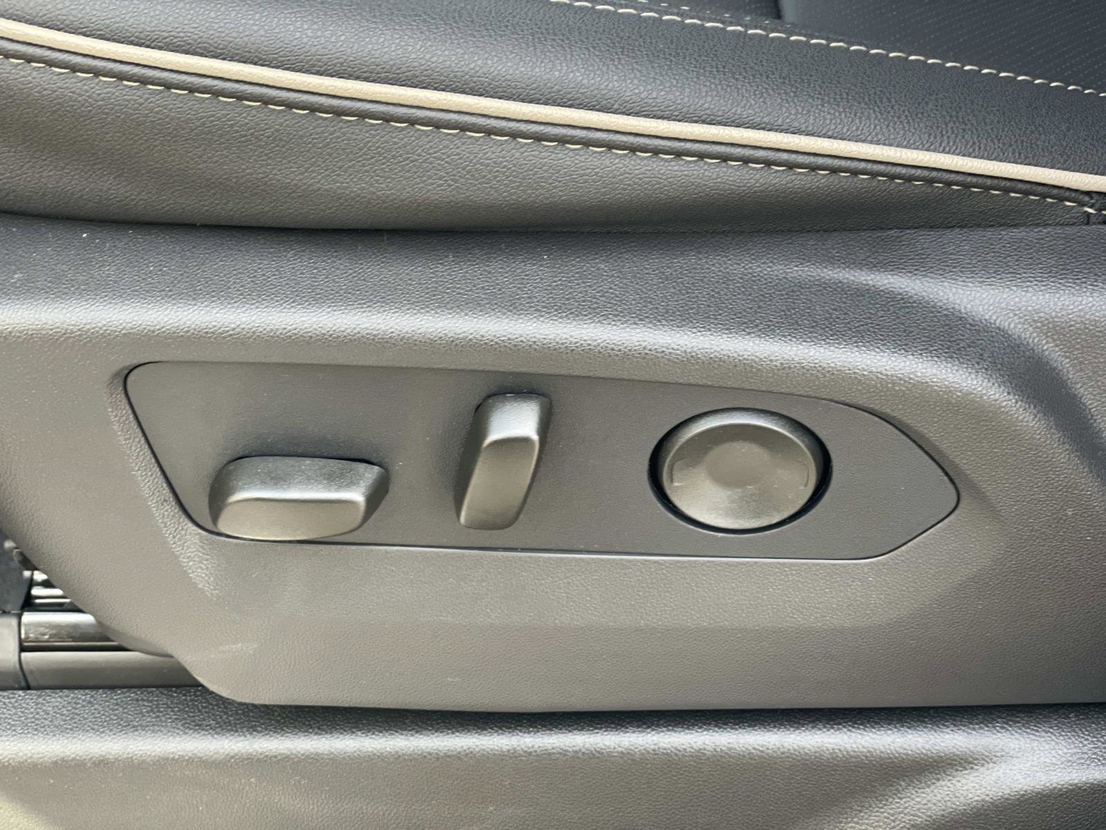 2026 GMC Yukon XL Elevation - Photo 21