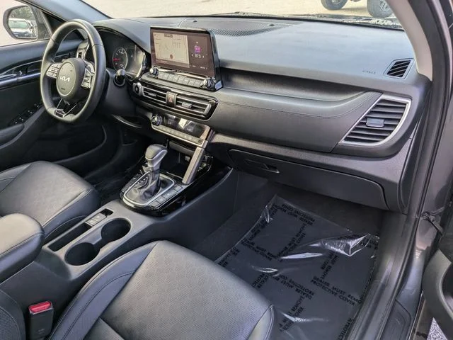 Used 2022 Gray Kia SX image 10