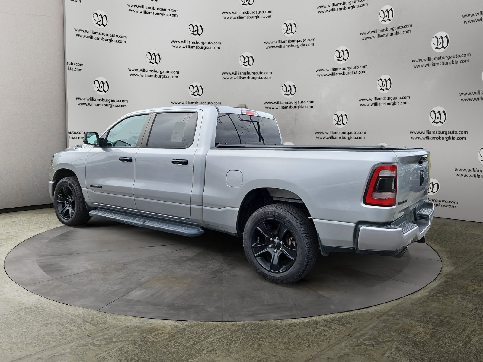 Used 2024 Silver Ram Big Horn/Lone Star image 3