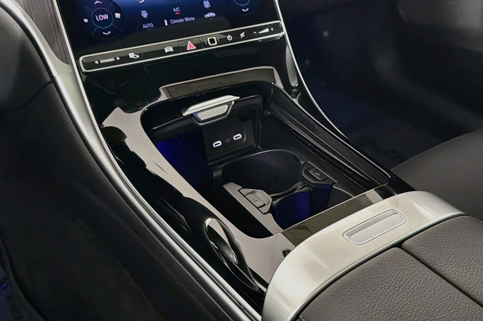 New 2026 Starling Blue Metallic Mercedes-Benz C 300 Sedan image 5