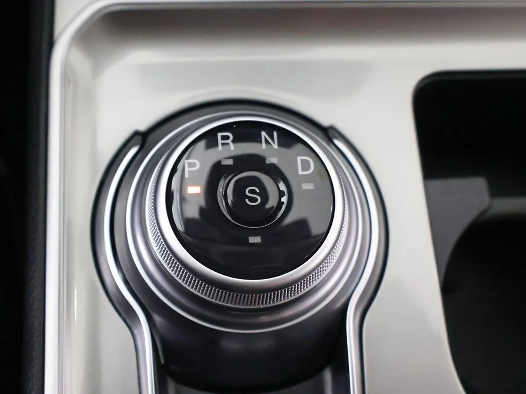 Used 2024 Gray Ford SEL image 51