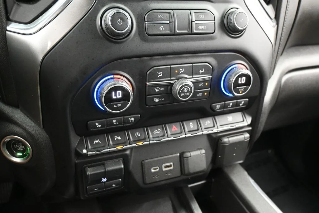 Used 2022 Iridescent Pearl Tricoat Chevrolet LTZ image 25