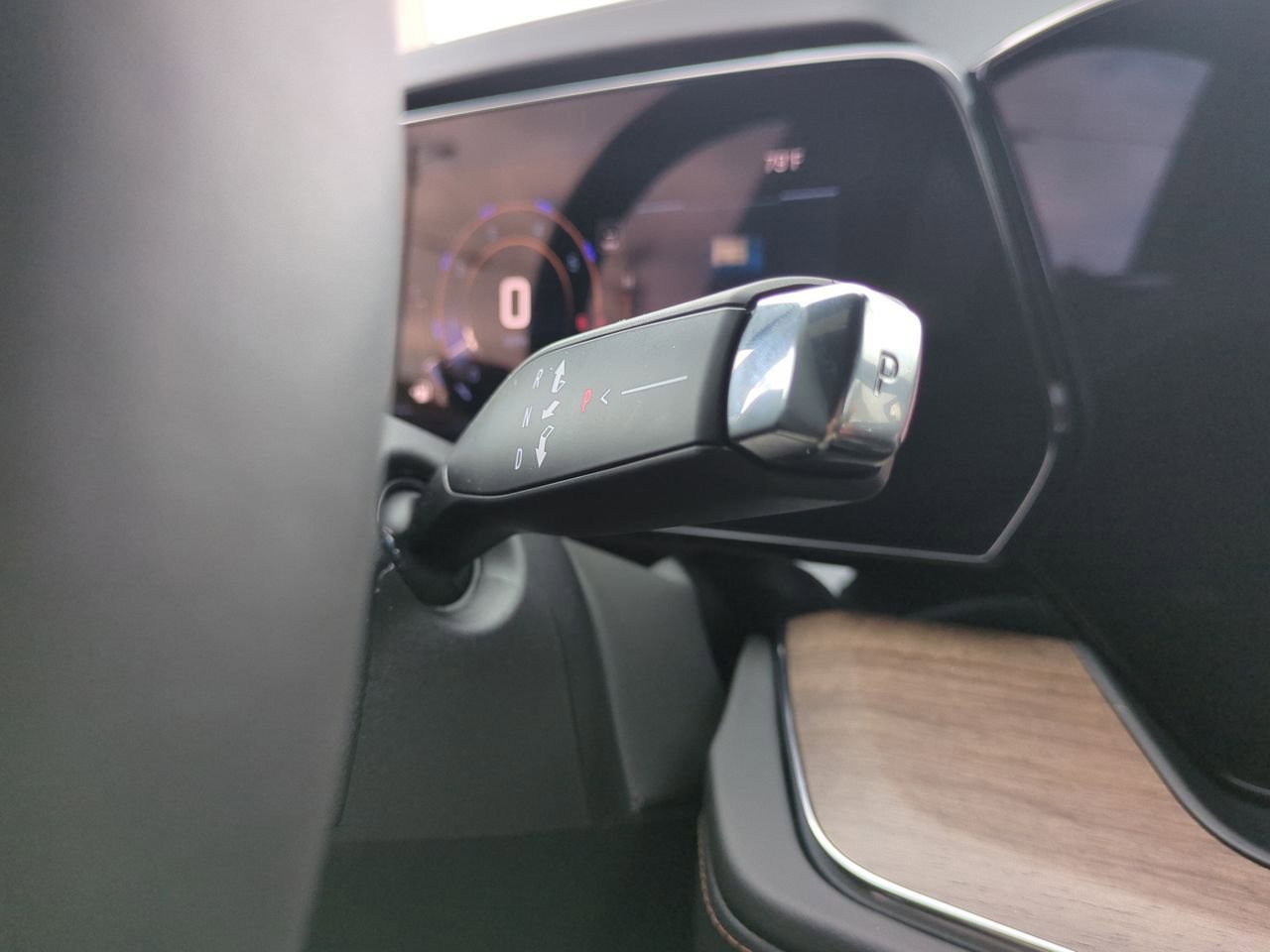 2025 Chevrolet Suburban High Country - Photo 16