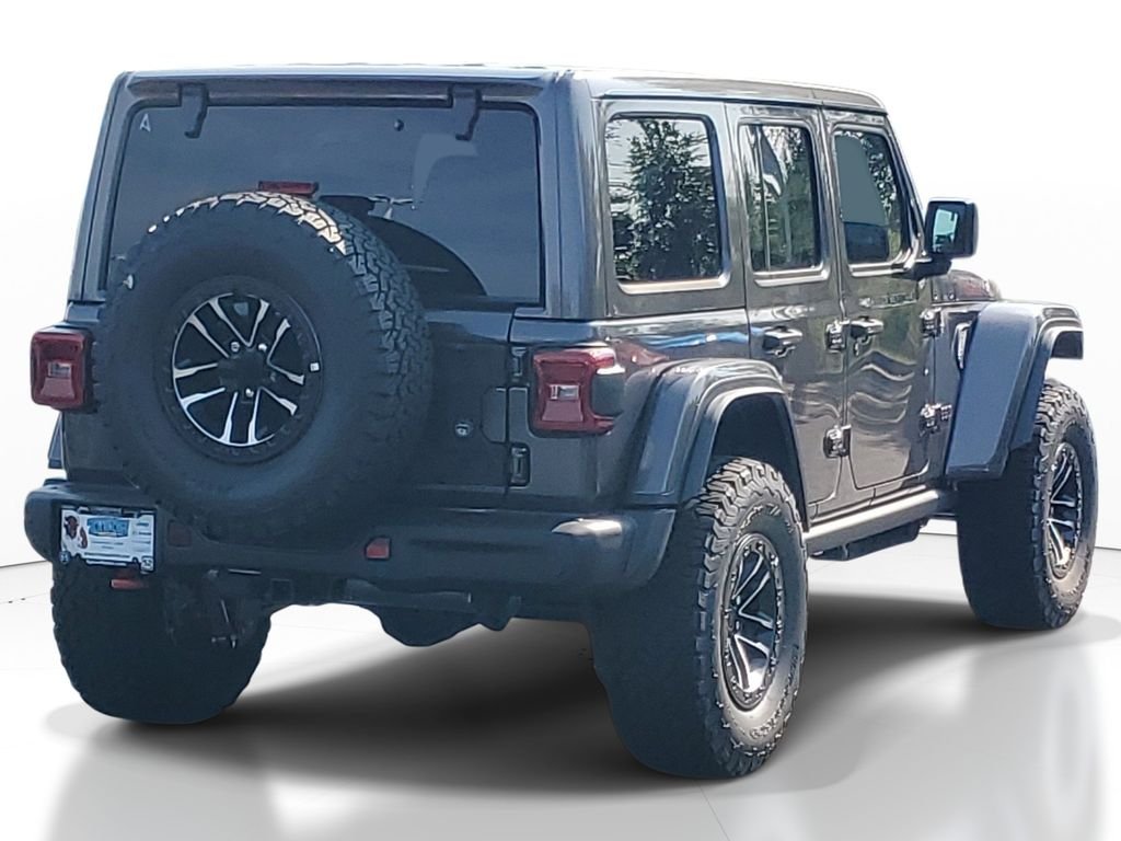 New 2026 Granite Crystal Metallic Clearcoat Jeep Rubicon X image 4