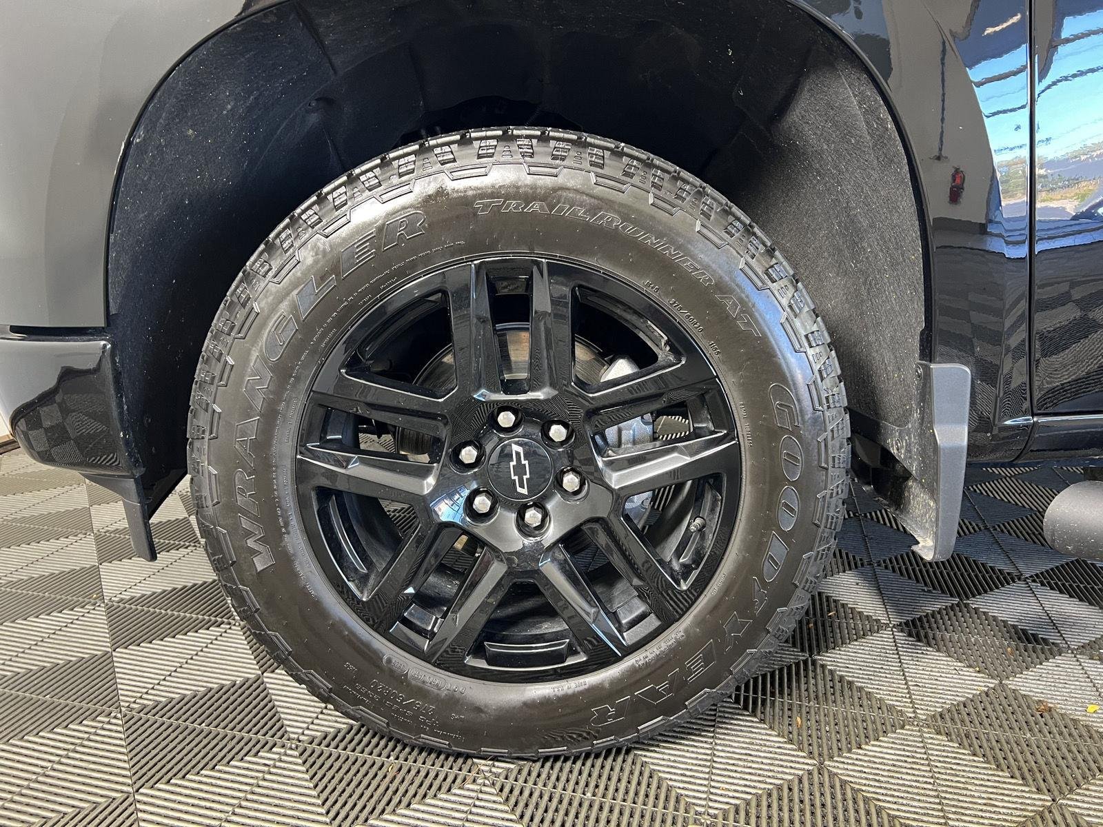 Used 2026 Black Chevrolet RST image 30