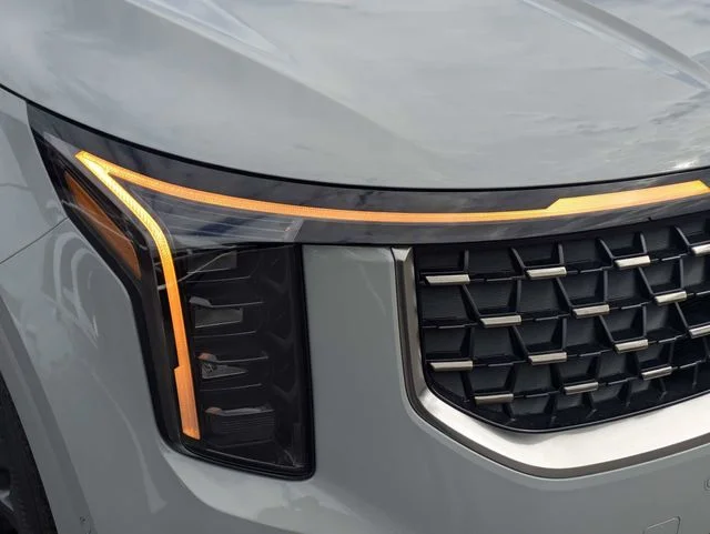 New 2026 Ivory Silver Kia SX image 9