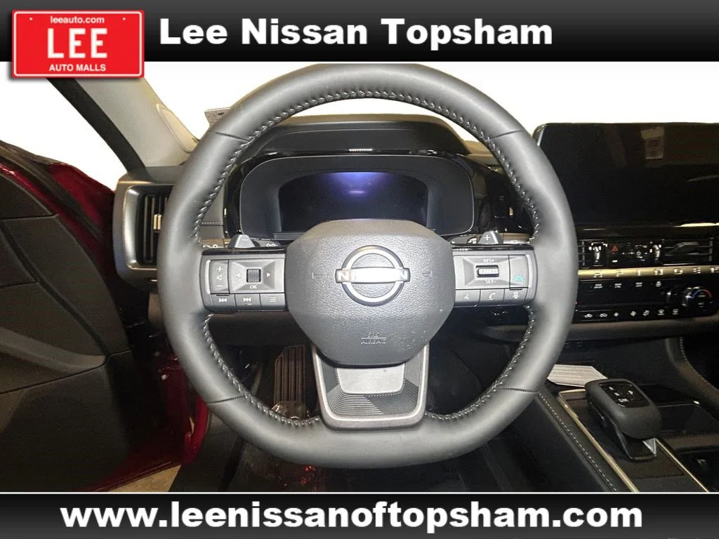 New 2026 Scarlet Ember Tintcoat Nissan SL image 12