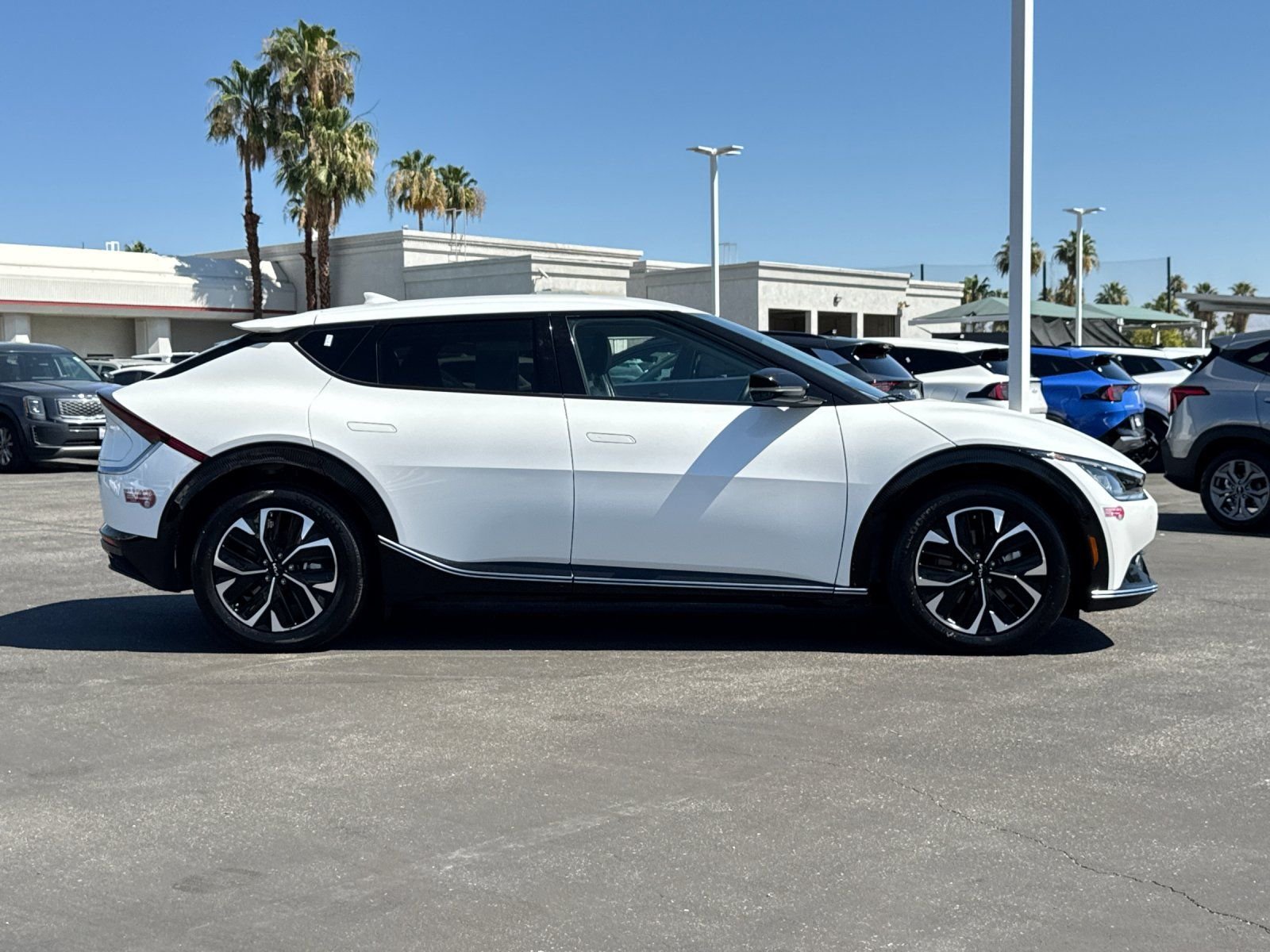 Used 2024 Kia EV6 Wind with VIN KNDC3DLCXR5616628 for sale in Cathedral City, CA