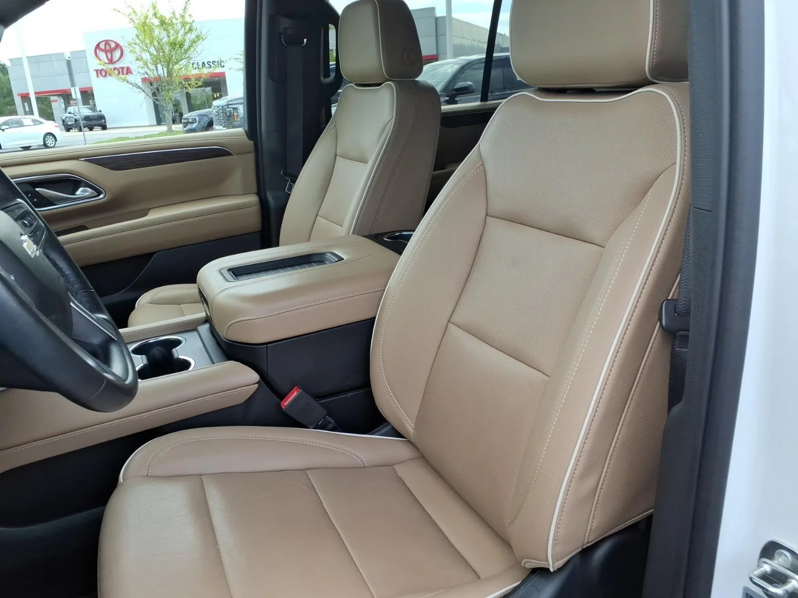 Used 2023 Summit White Chevrolet Premier image 25