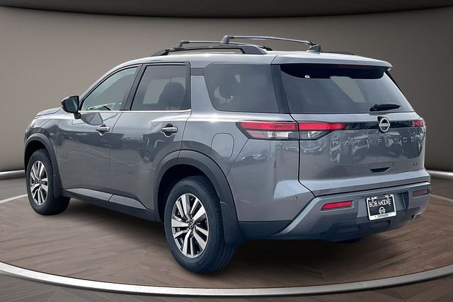 New 2026 Gray Nissan SL image 3
