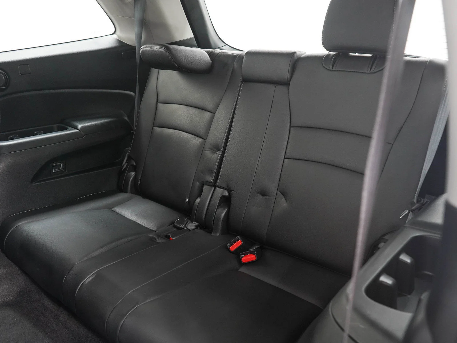 Used 2021 Crystal Black Pearl Honda Black Edition AWD image 15