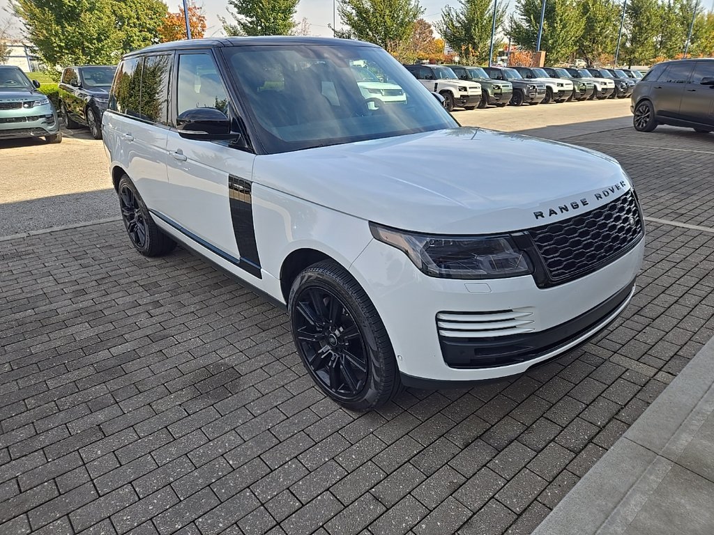 Used 2021 Fuji White Land Rover Westminster image 3