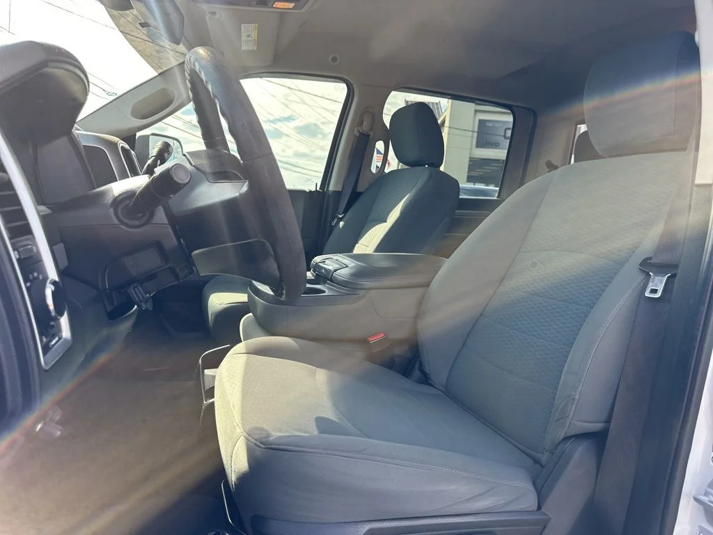 Used 2017 White Ram SLT image 27