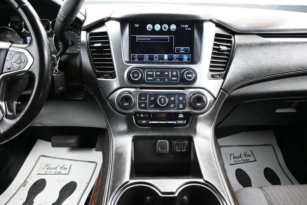 Used 2020 White Chevrolet LS image 17
