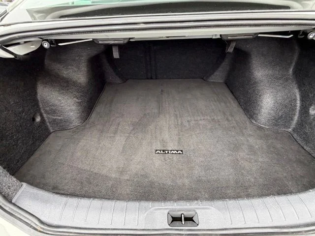2025 Nissan Altima SV - Photo 17