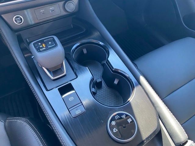 Used 2023 Super Black Nissan SL image 48