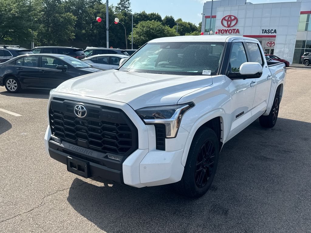 Used 2024 White Toyota SR5 image 3