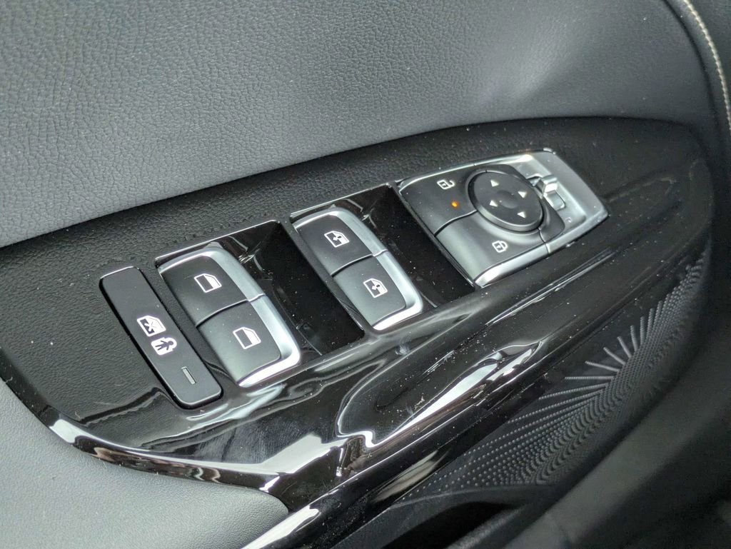 New 2026 Snow White Pearl Kia GT-Line FWD image 21