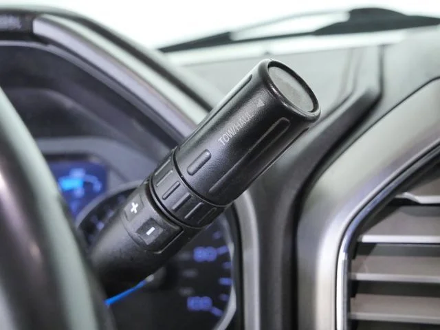 Used 2019 Black Ford Platinum image 28