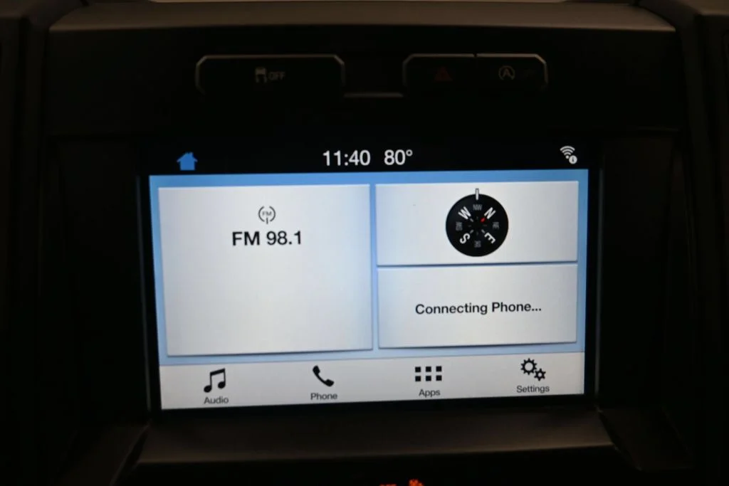 Used 2018 Gray Ford XL image 19