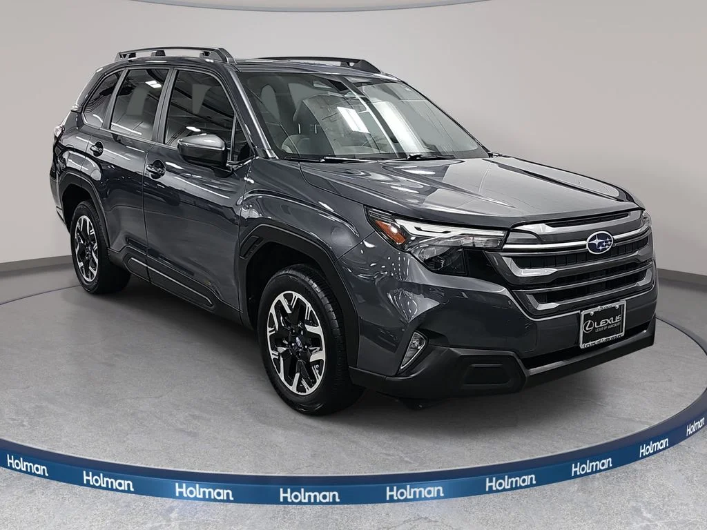 Used 2025 Gray Subaru Premium image 4