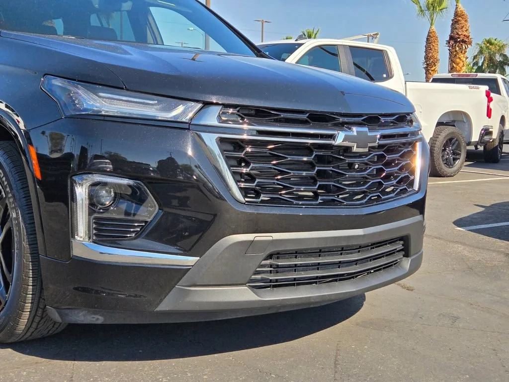 Used 2023 Mosaic Black Metallic Chevrolet Premier image 8