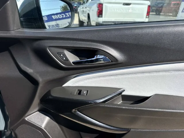 Used 2025 Gray Chevrolet LT image 26