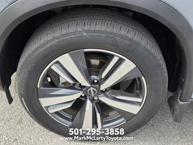 Used 2023 Boulder Gray NISSAN FWD SL image 16