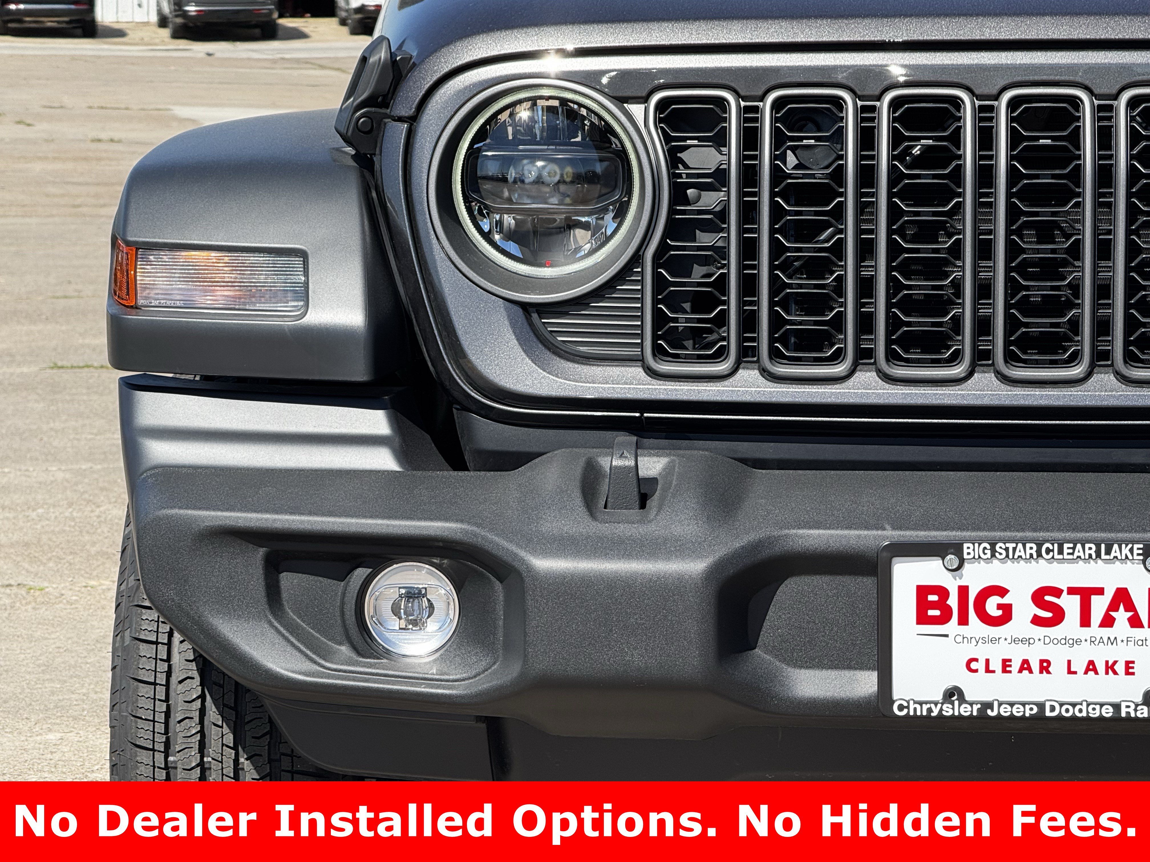 New 2026 Granite Crystal Metallic Clear-Coat Exterior Paint Jeep Sport S image 5