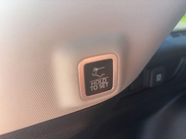 Used 2023 Silver Jeep Limited image 15