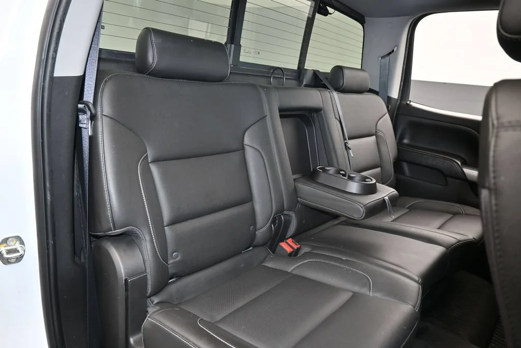 Used 2018 Summit White Chevrolet LTZ image 46