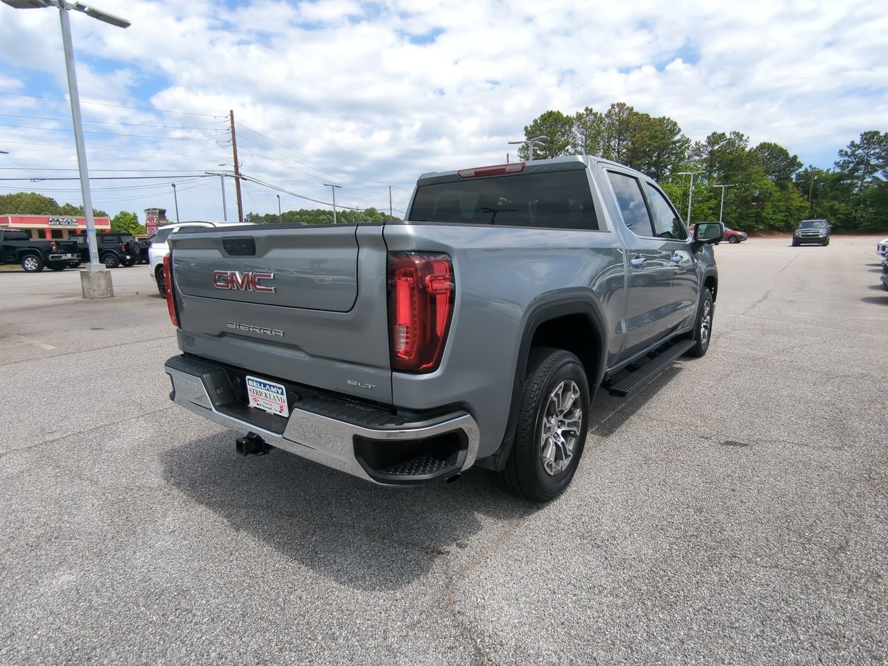 Used 2025 Sterling Metallic GMC SLT image 4