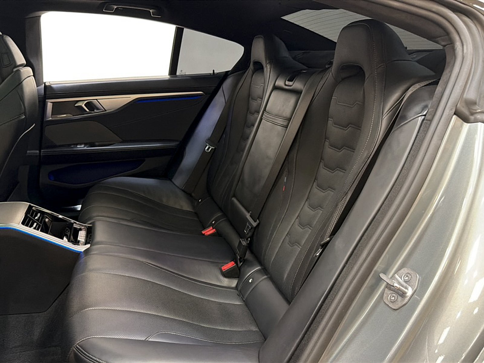 Used 2023 Skyscraper Grey Metallic BMW i image 15